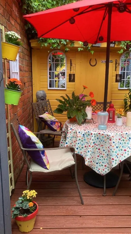 Mountroyal Victorian Studio Self Catering Apartment 3 Μπέλφαστ