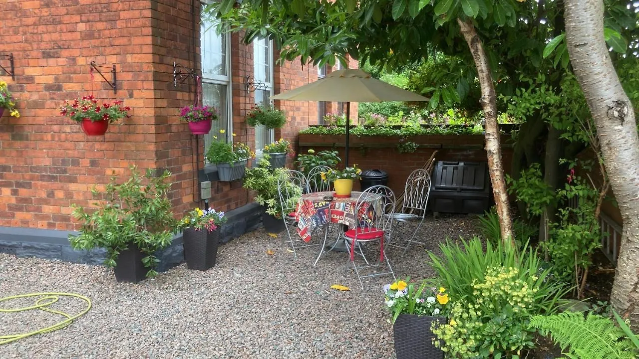 Mountroyal Victorian Studio Self Catering Apartment 3 Belfast