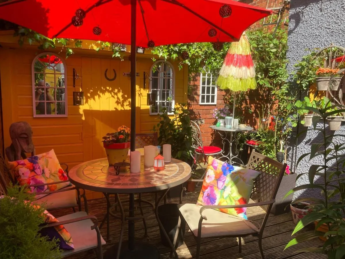 Mountroyal Victorian Studio Self Catering Apartment 3 Belfast